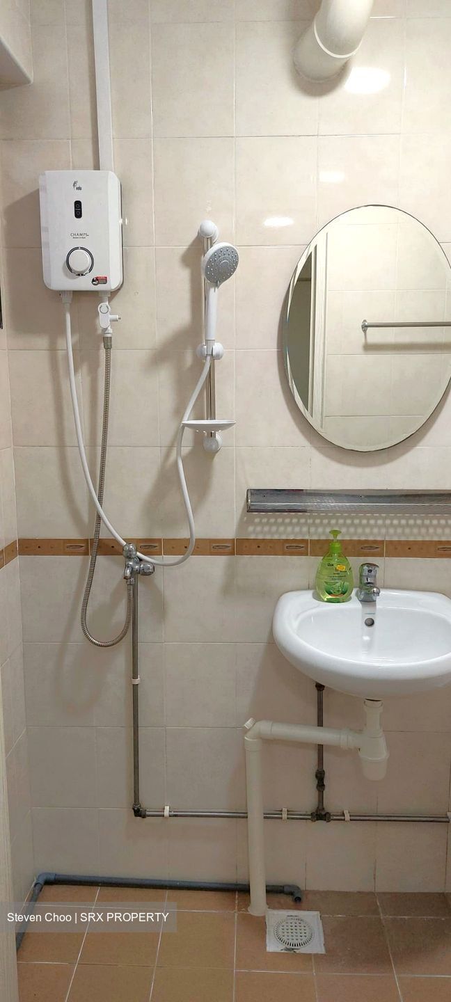 Blk 239 Gombak Gardens (Bukit Batok), HDB 3 Rooms #575086431
